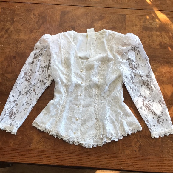 Vintage Tops - Vintage Women's White Lace Peplum Blouse